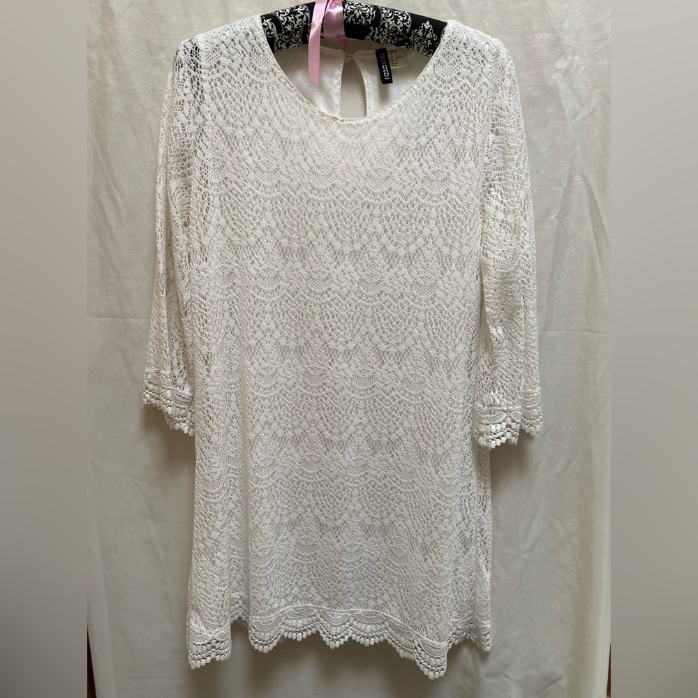 H&M white lace dress three-quarter length sleeves.